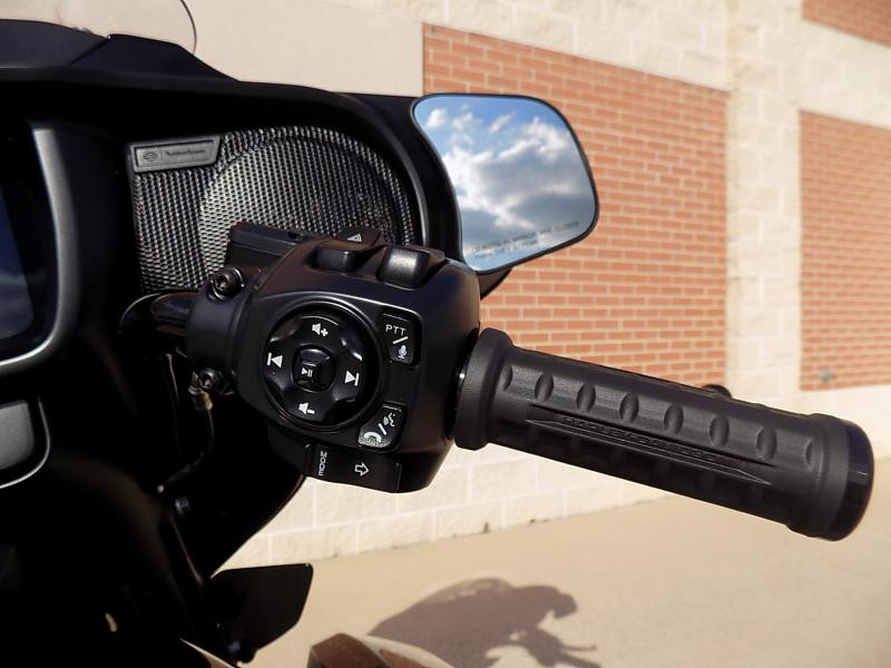 Street Glide® Ultra