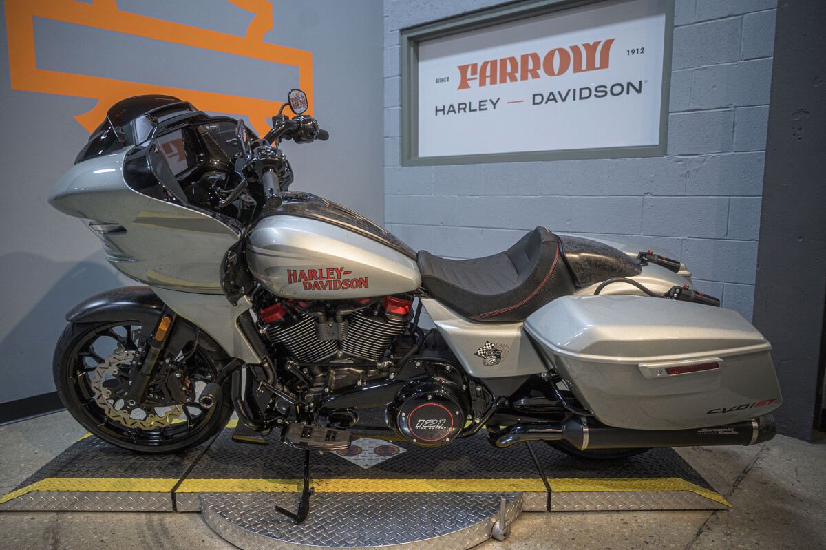 CVO® Road Glide® ST