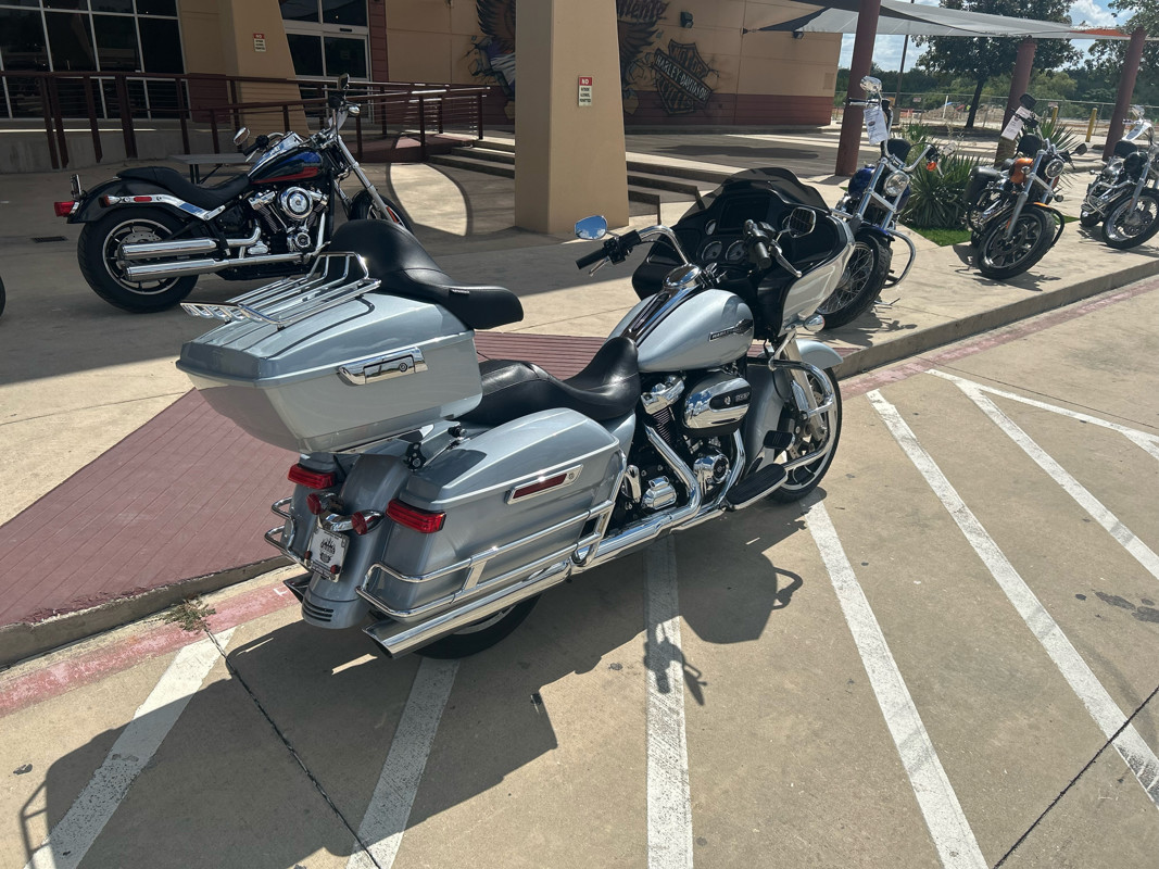 Road Glide®