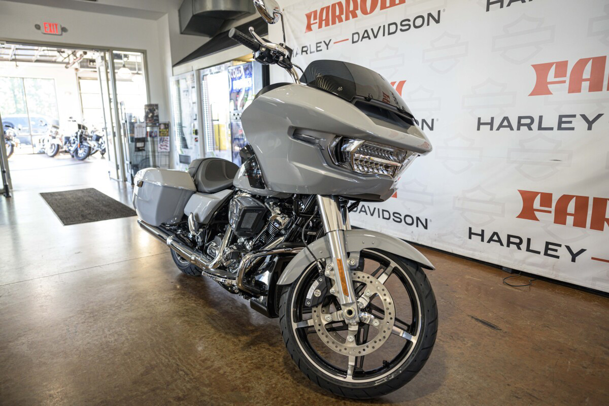 Road Glide®