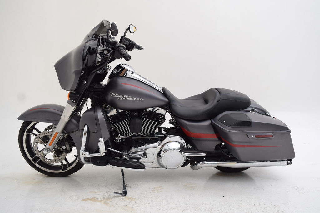 Street Glide® Special