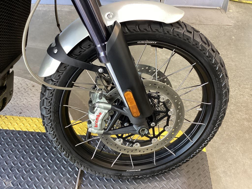 Scrambler 1200 XC