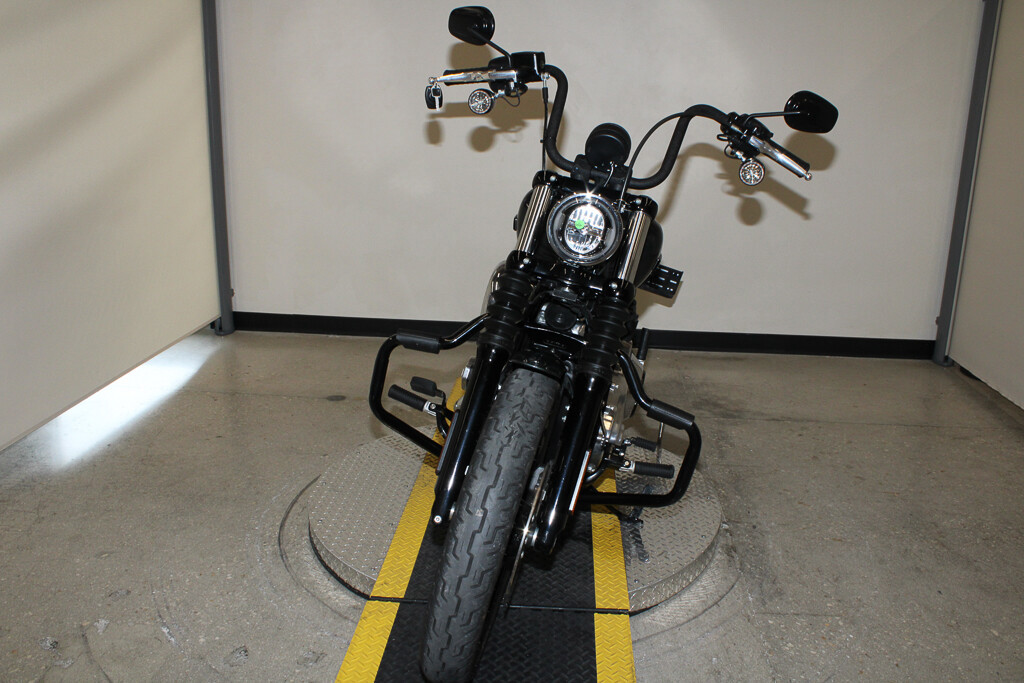 Street Bob®