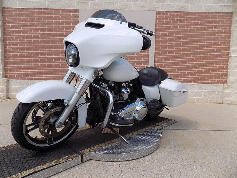 Street Glide® Special