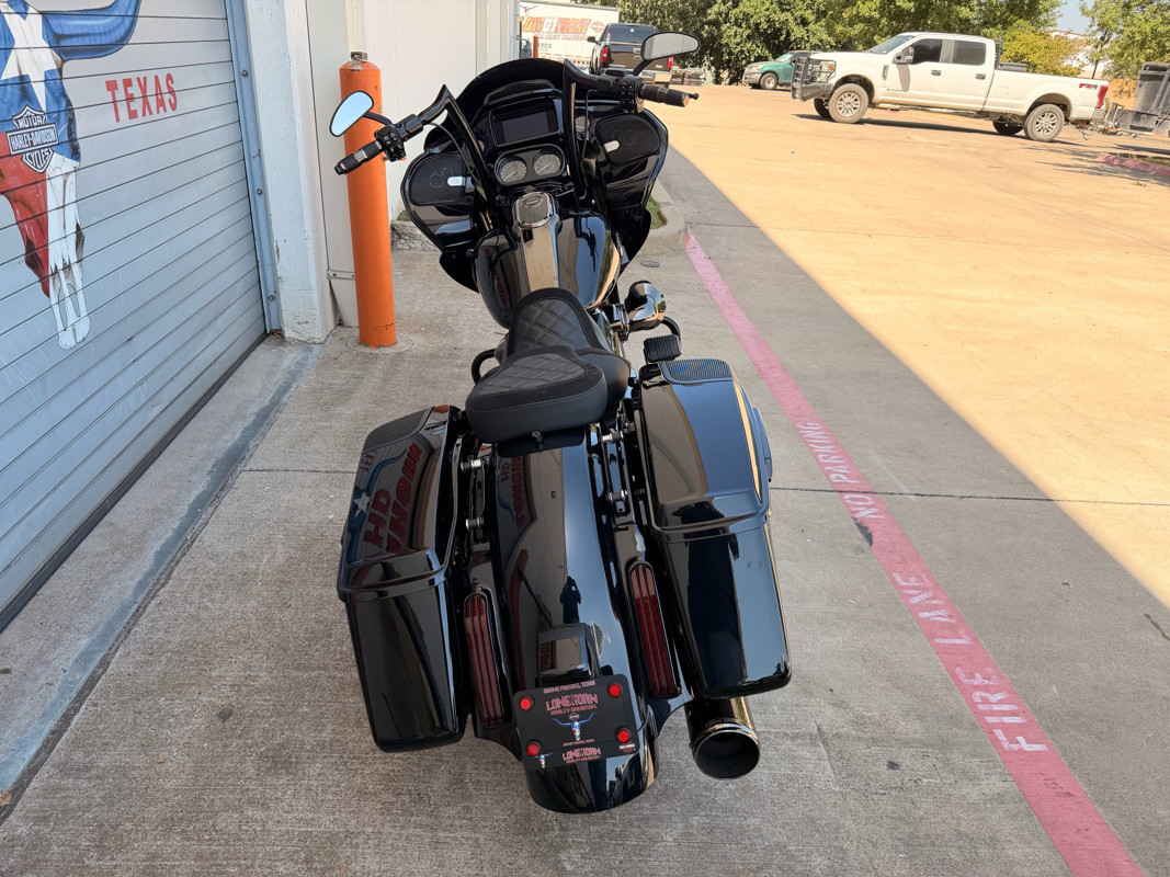 CVO® Road Glide®