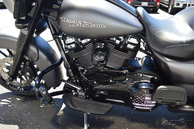 Street Glide® Special