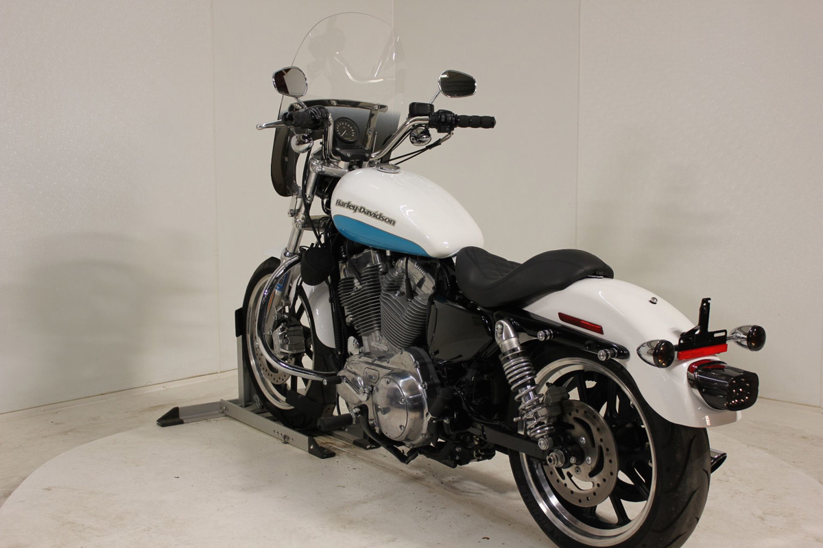 Sportster® SuperLow®