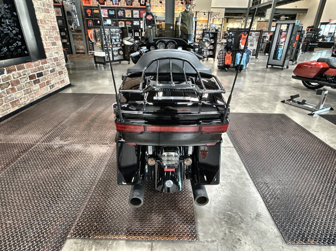 CVO® Ultra Classic® Electra Glide® 