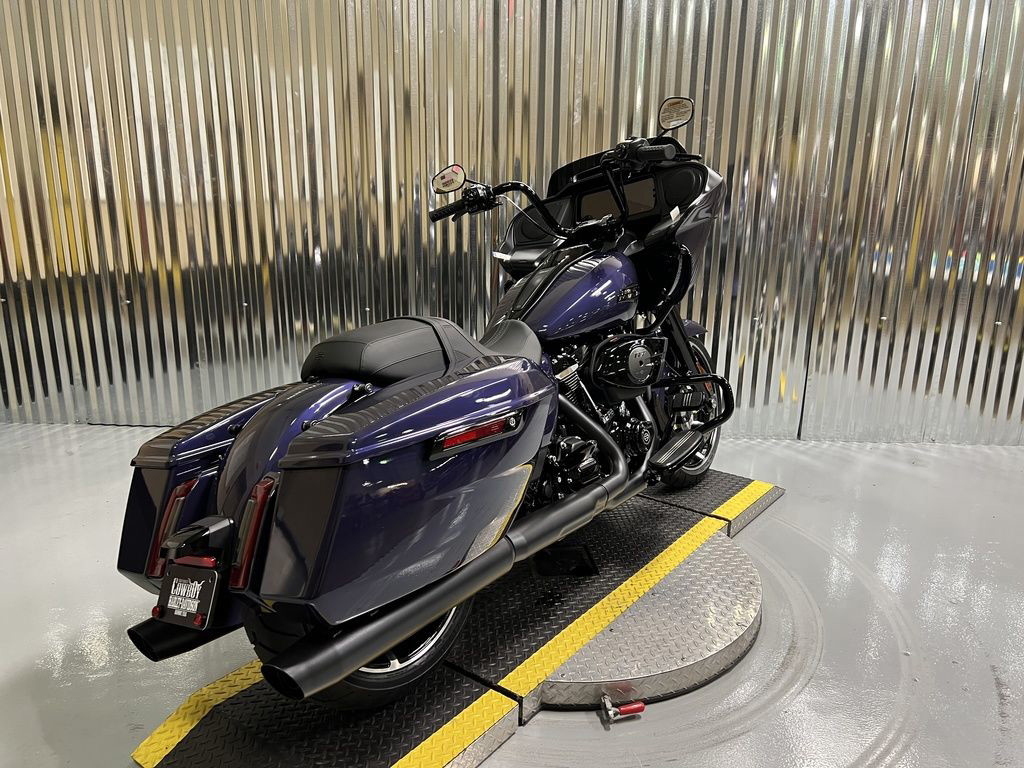 Road Glide®