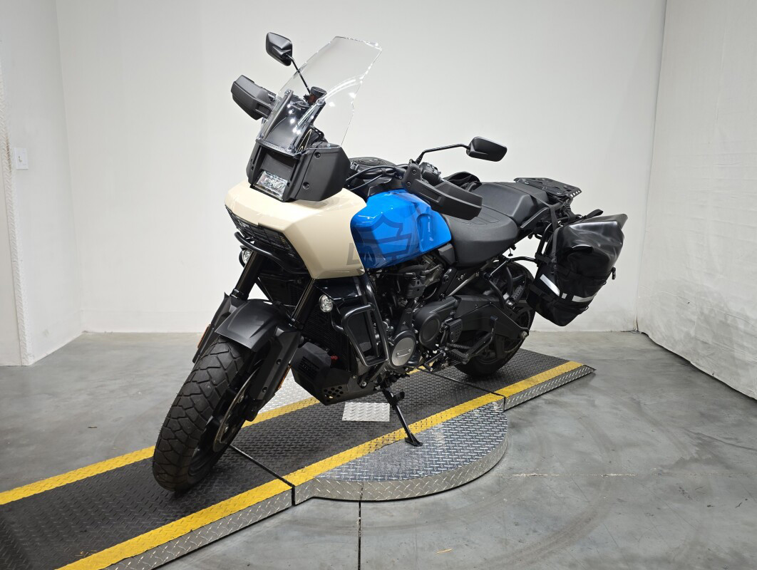 Pan America® 1250 Special