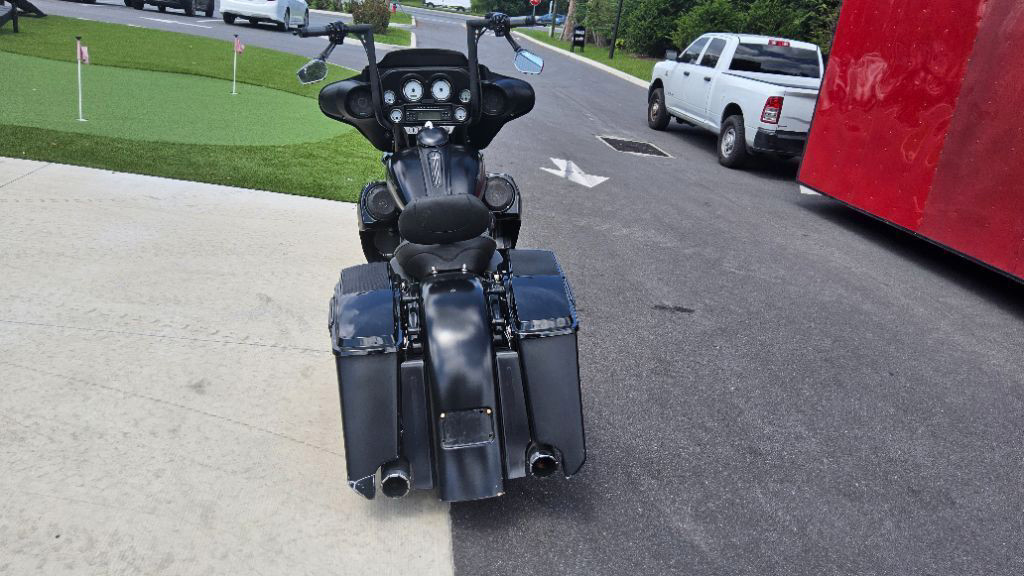 Street Glide®