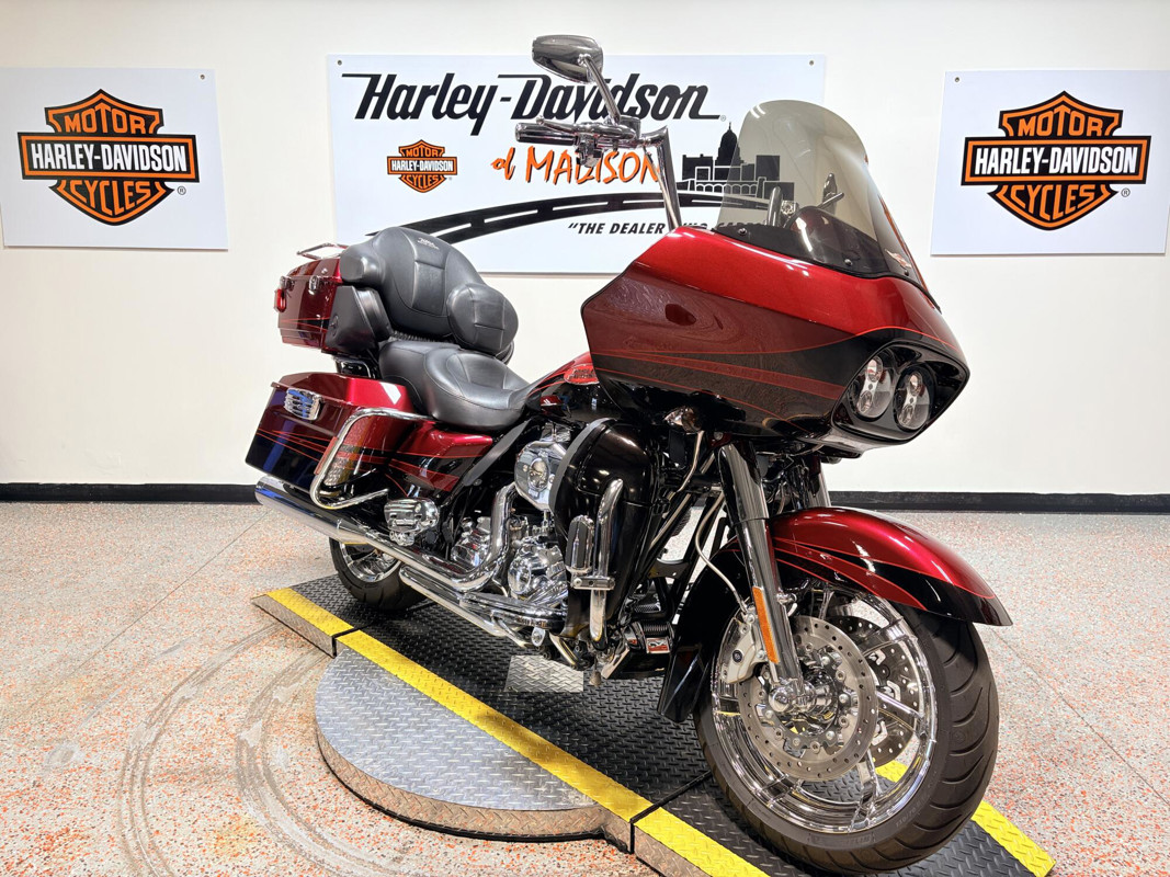 CVO™ Road Glide® Ultra