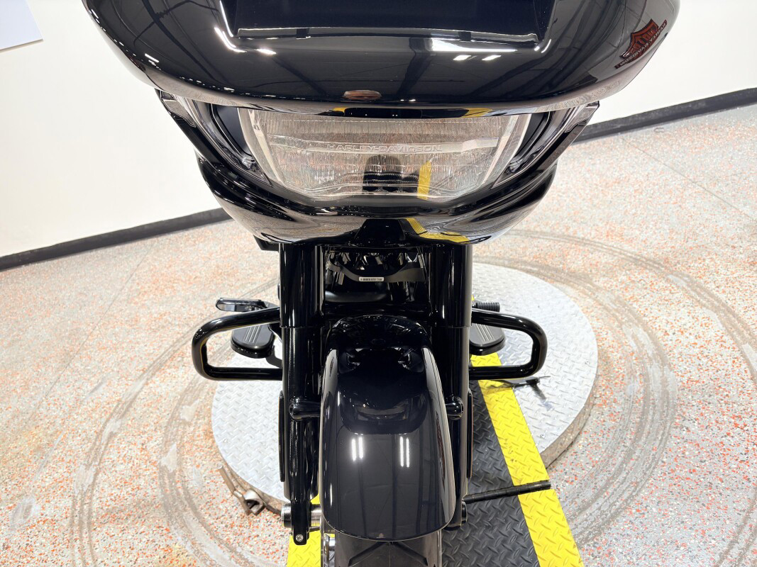 Road Glide®