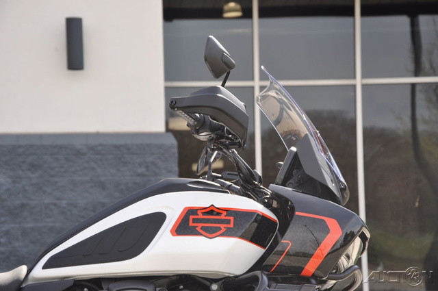 Pan America® 1250 Limited