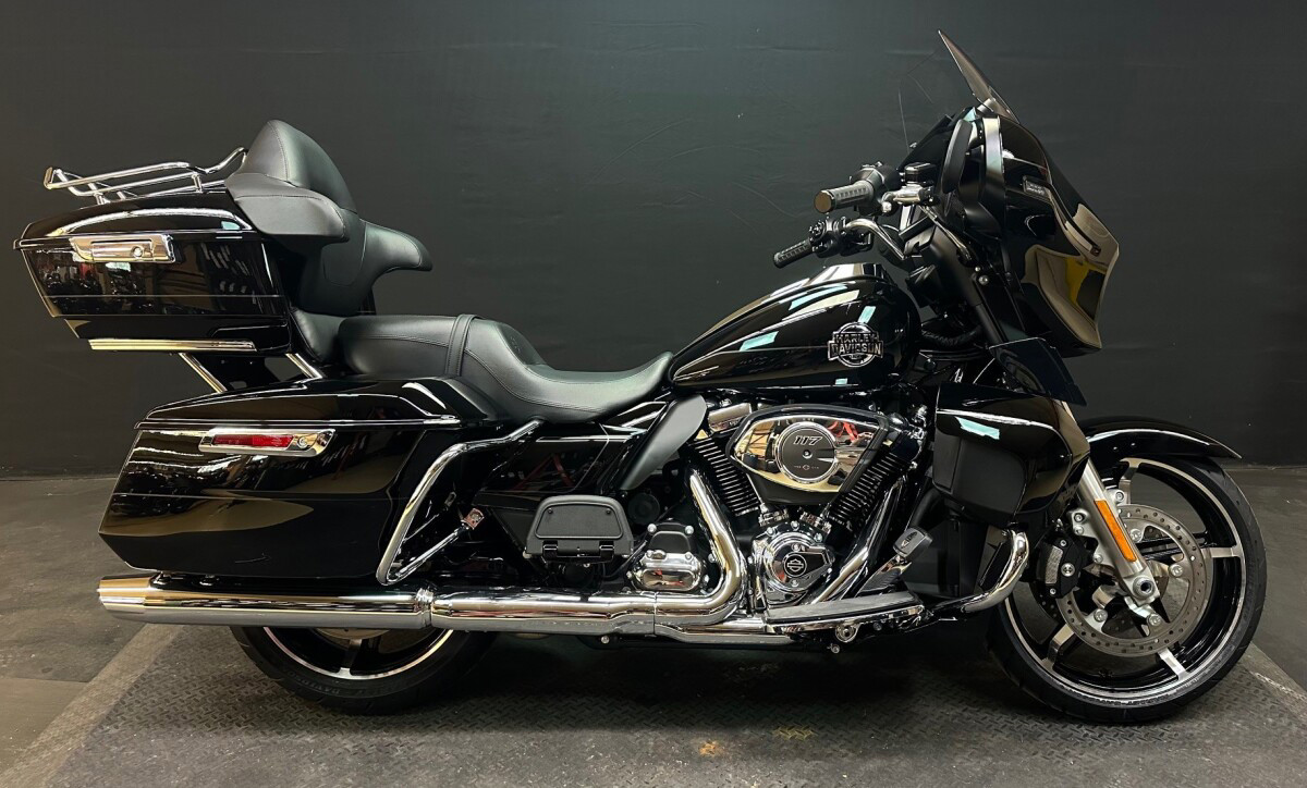 Street Glide® Ultra