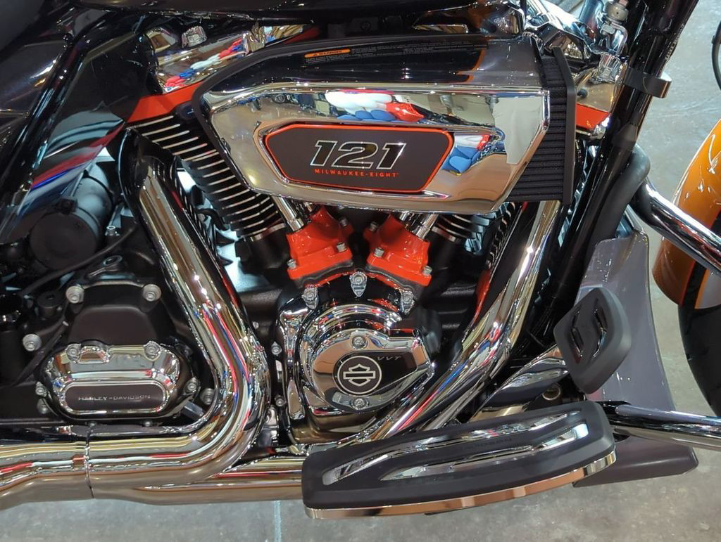 CVO® Street Glide®
