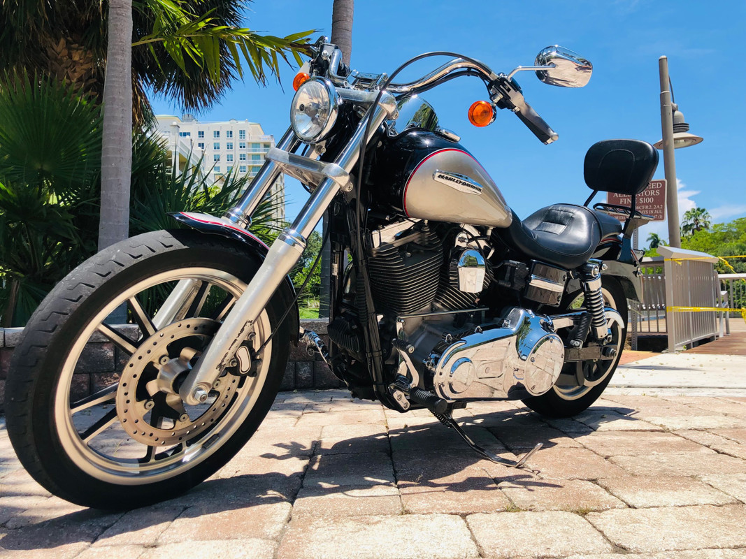 Dyna® Super Glide® Custom