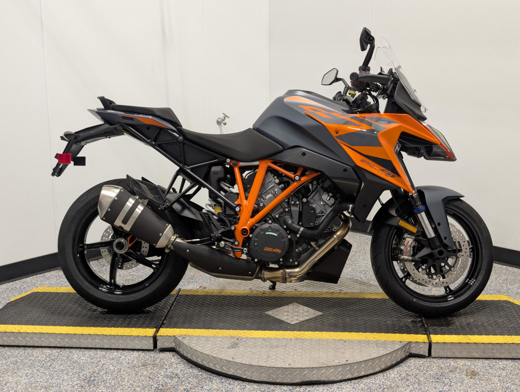 1290 Super Duke GT