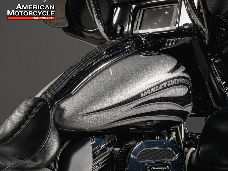 CVO® Street Glide®