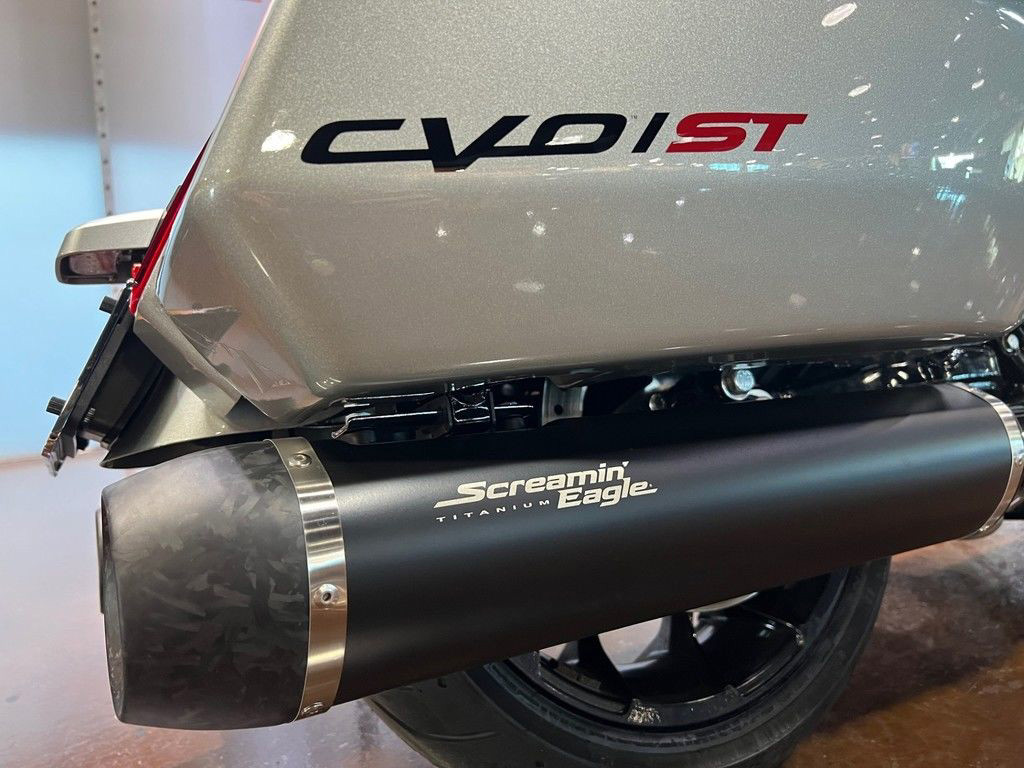 CVO® Road Glide® ST
