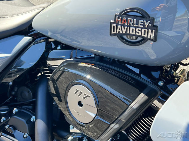 Street Glide® Limited