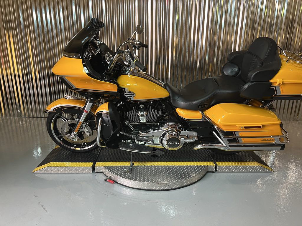 CVO® Road Glide® Limited