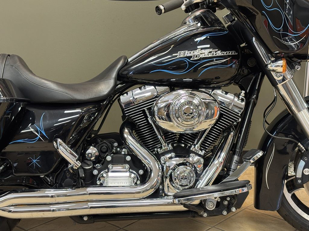Street Glide®
