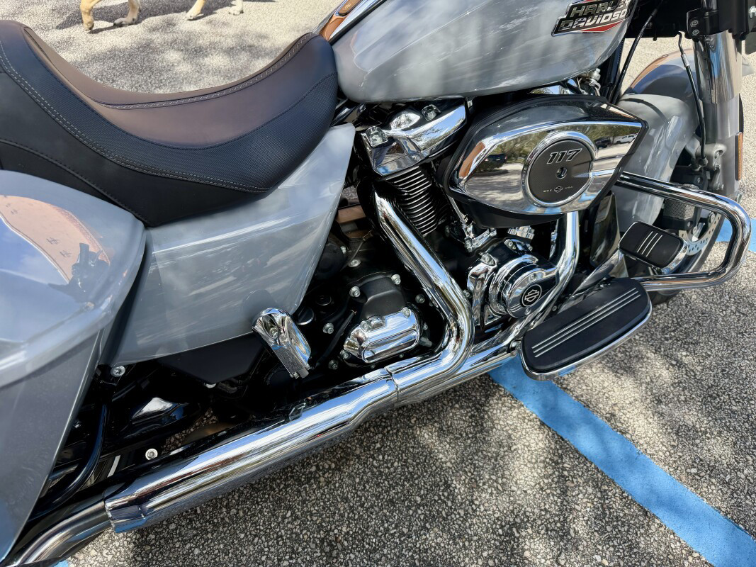 Street Glide®