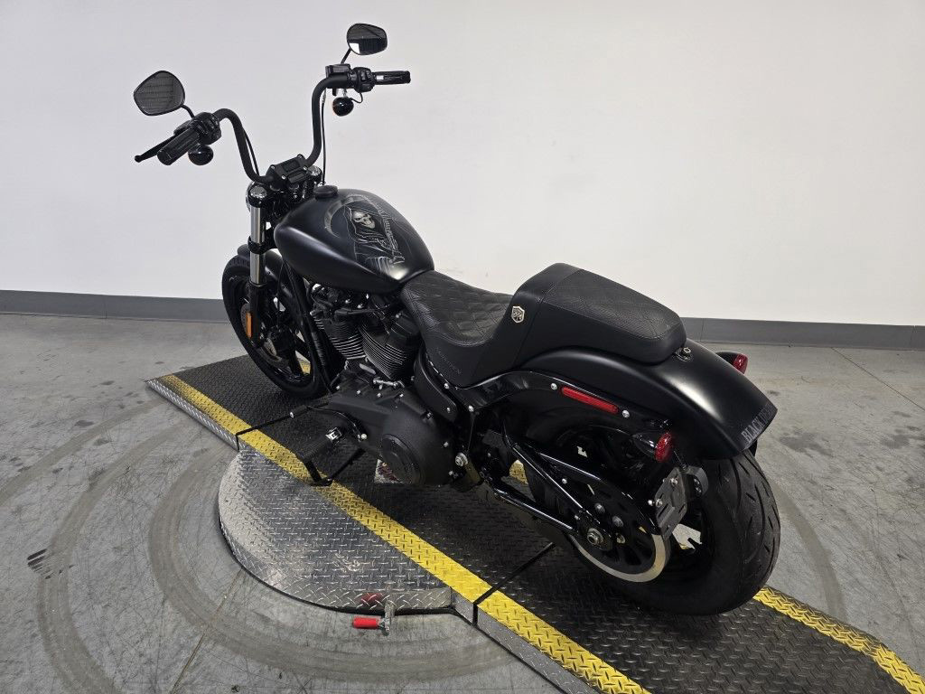 Street Bob® 114