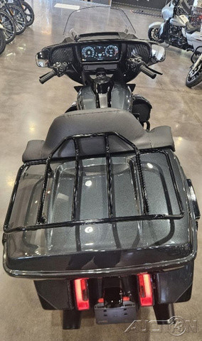 Street Glide® Ultra
