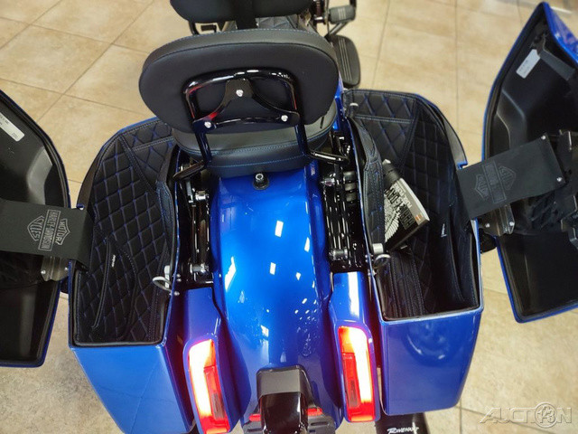 Road Glide®
