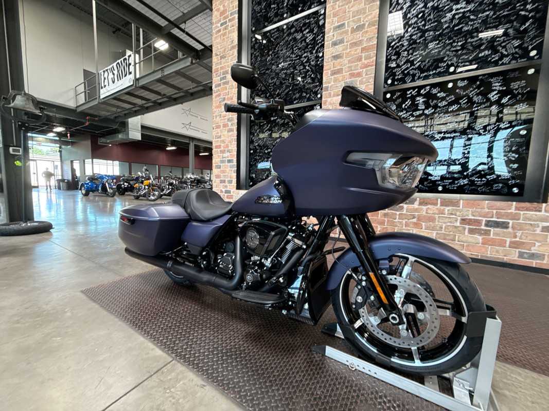 Road Glide®