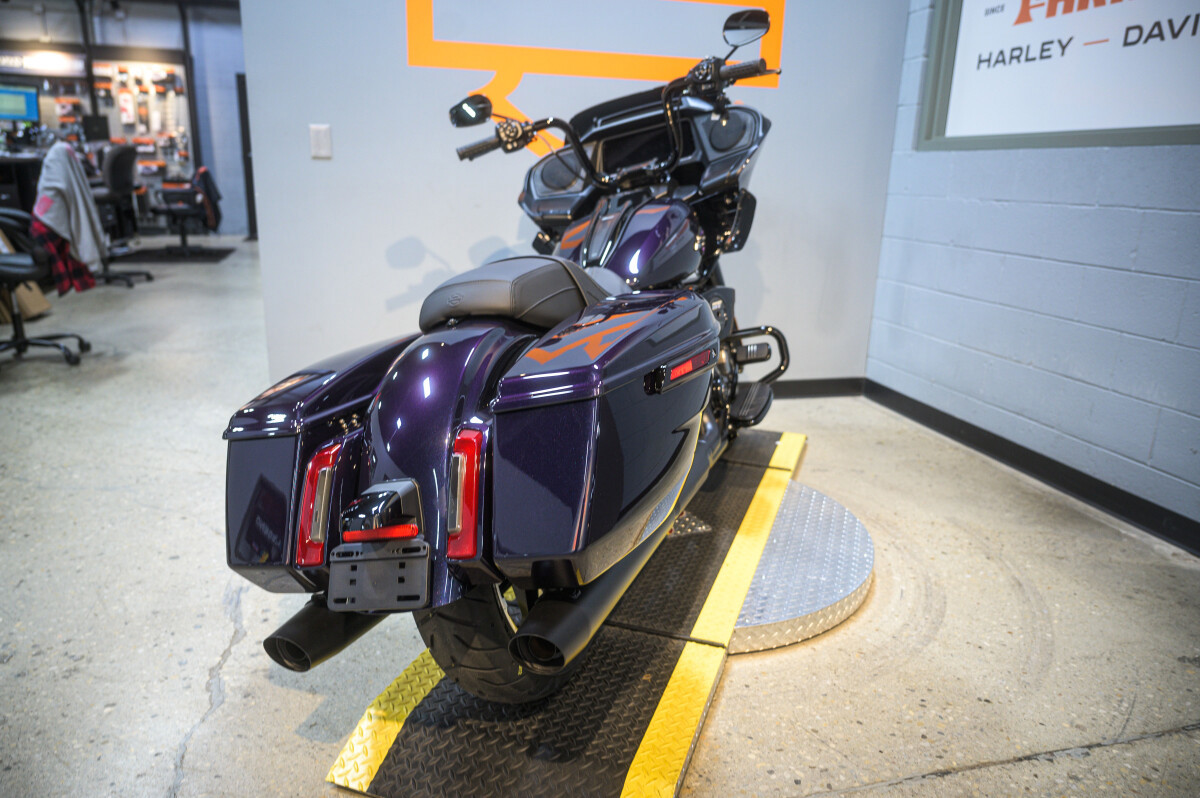 Road Glide®