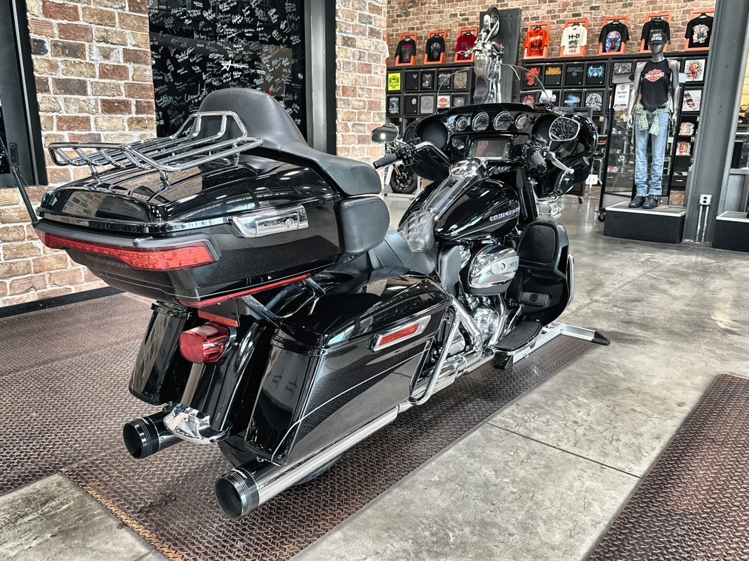 Electra Glide® Ultra Limited® Low
