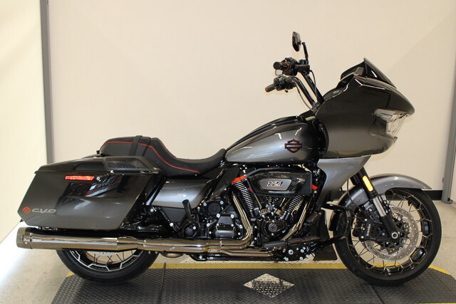 CVO® Road Glide®