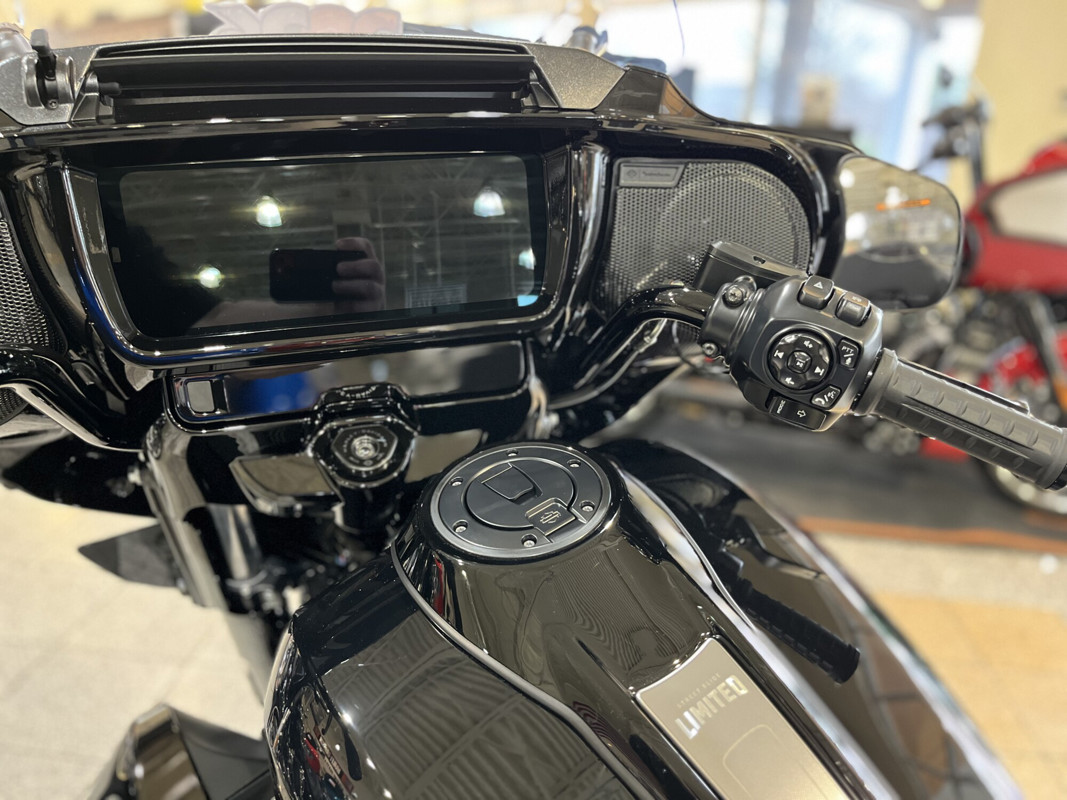 Street Glide® Limited