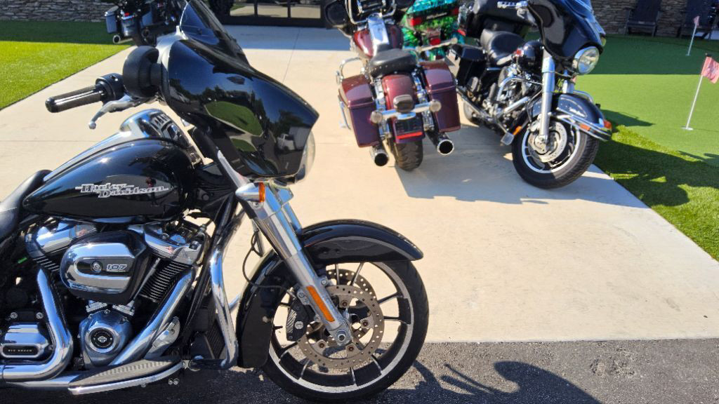 Street Glide®