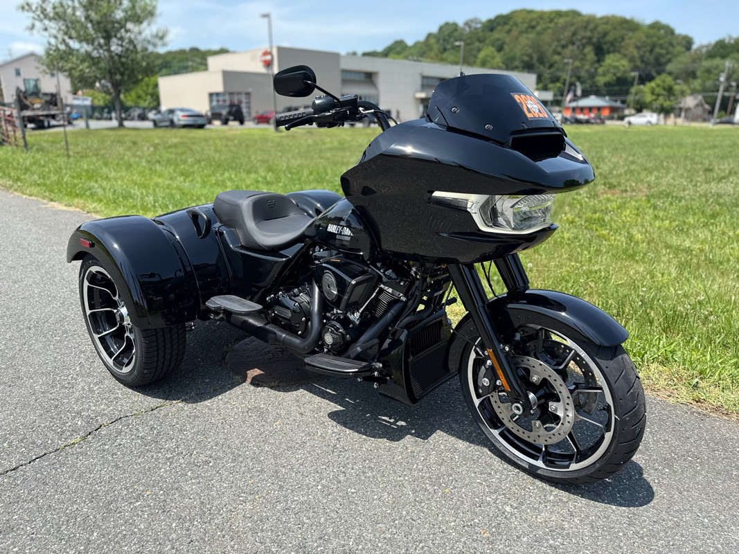 Road Glide® 3
