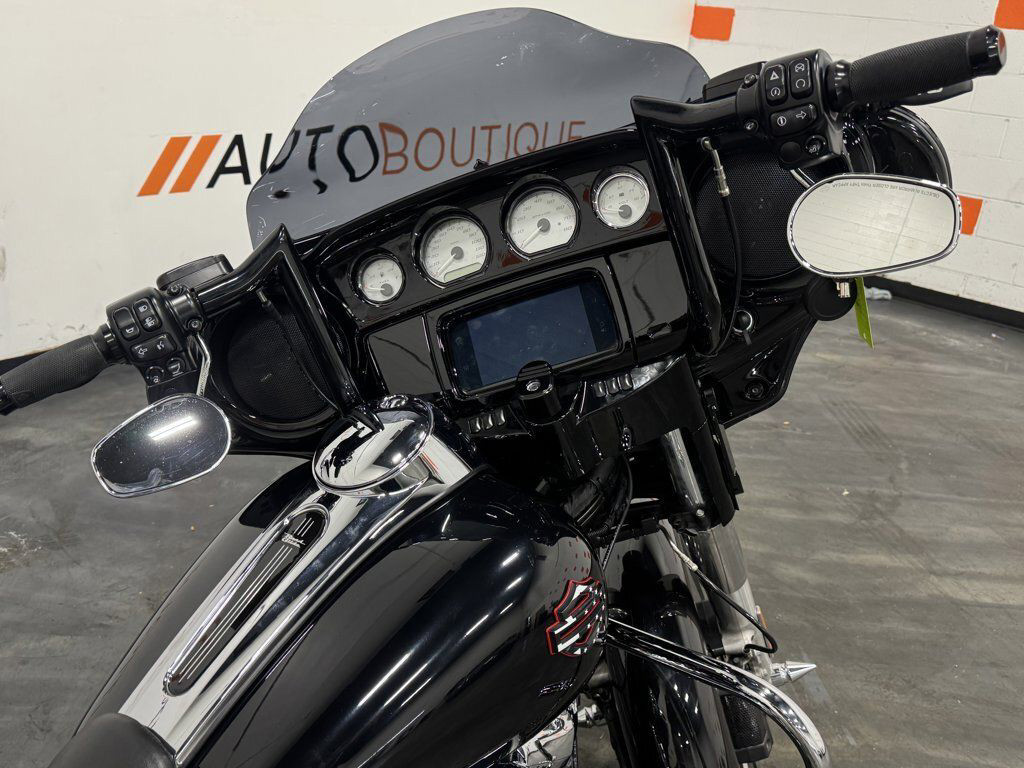 Street Glide® Special