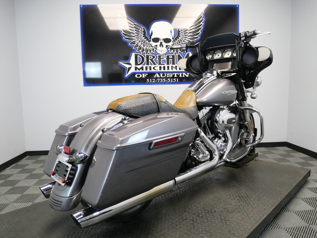Street Glide® Special