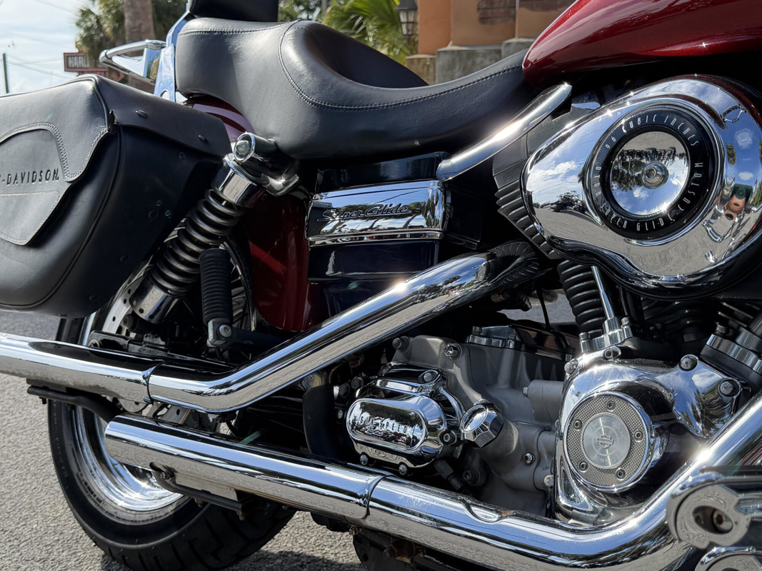 Dyna® Super Glide® Custom