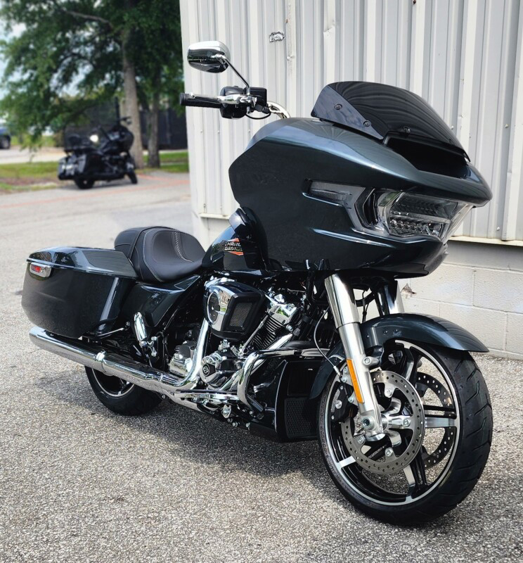 Road Glide®