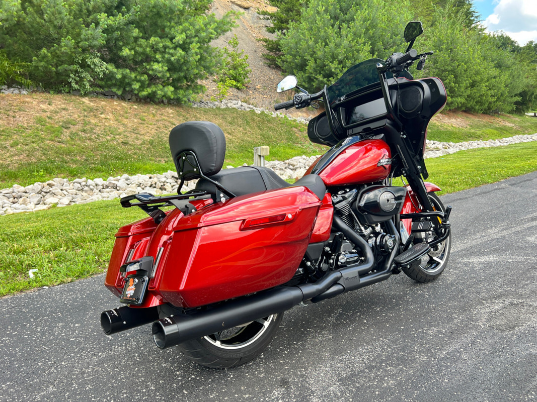 Street Glide®