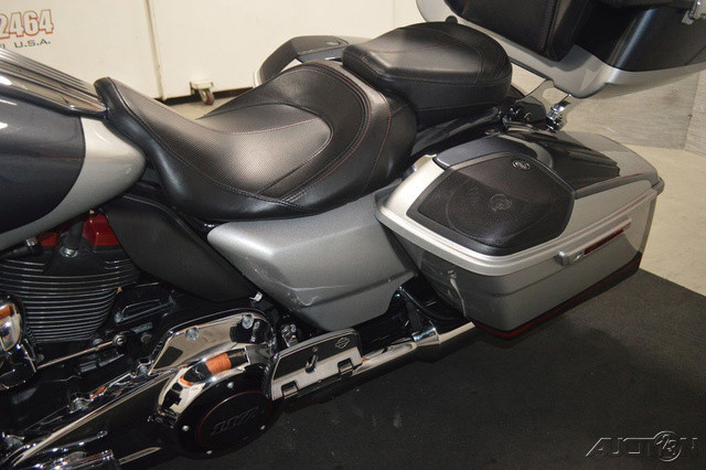 CVO® Street Glide®