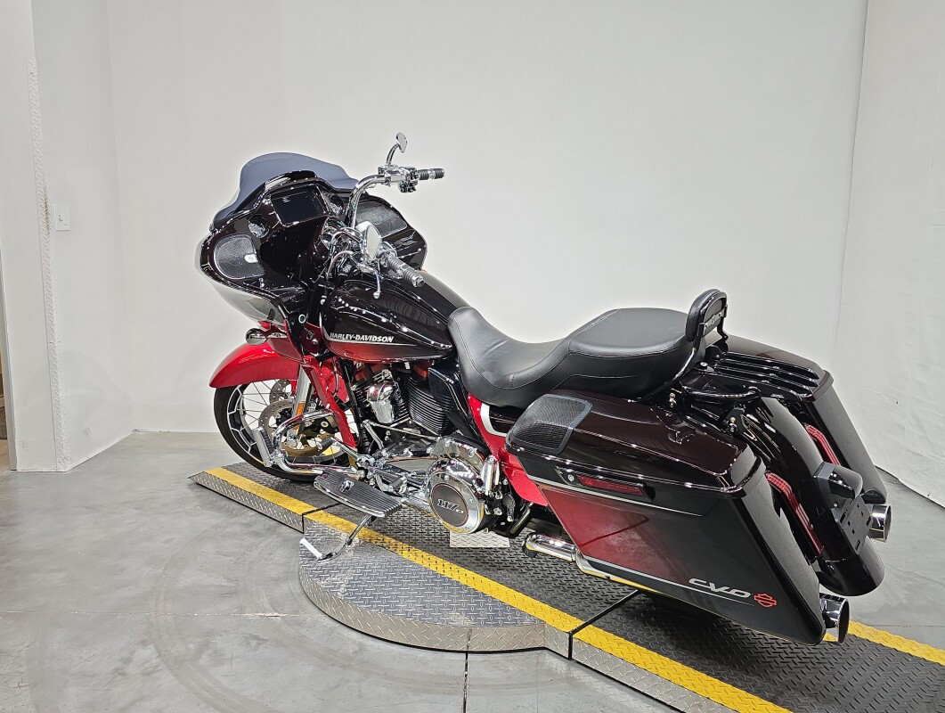 CVO® Road Glide®