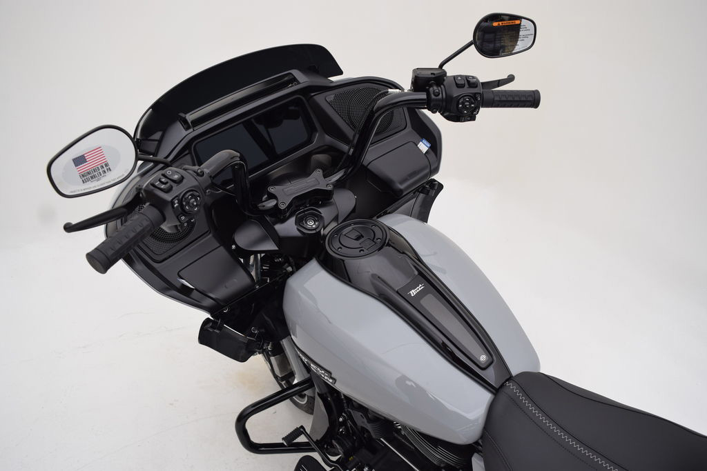 Road Glide®