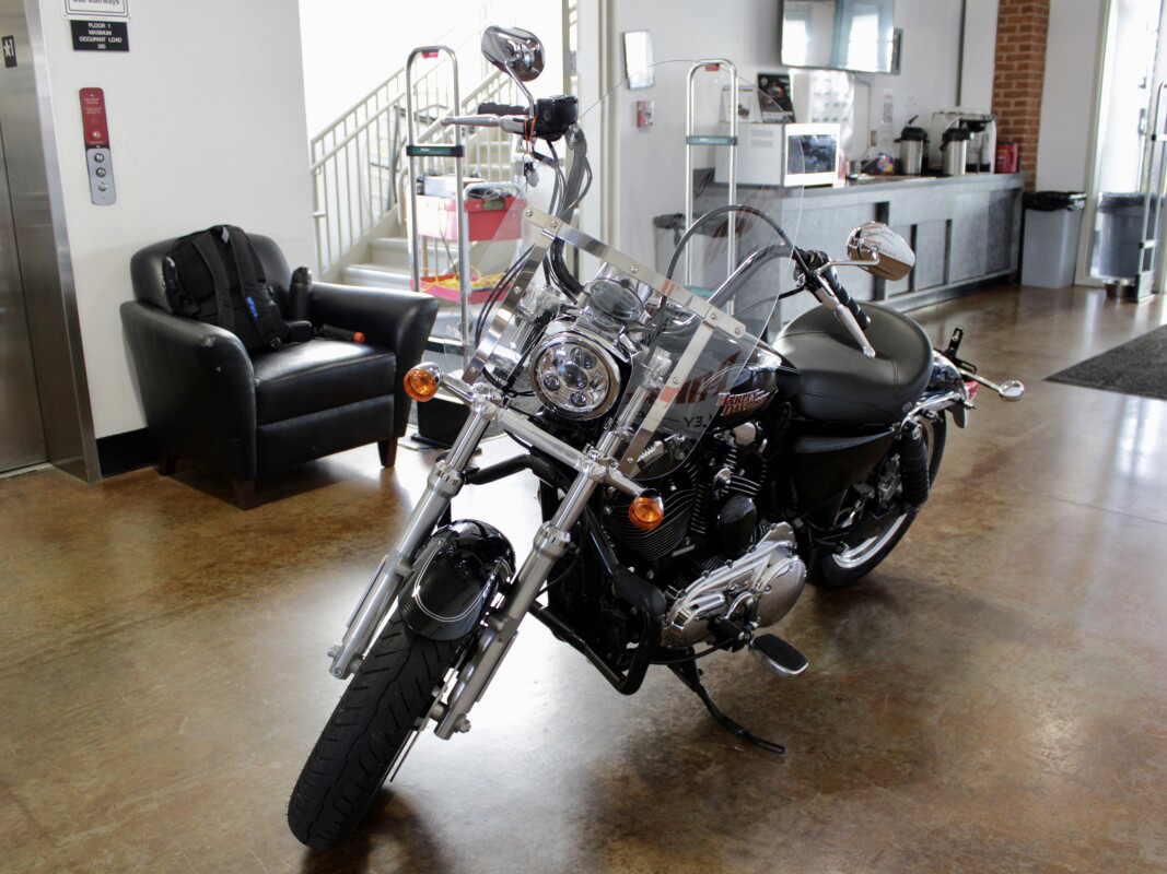 Sportster® SuperLow® 1200T