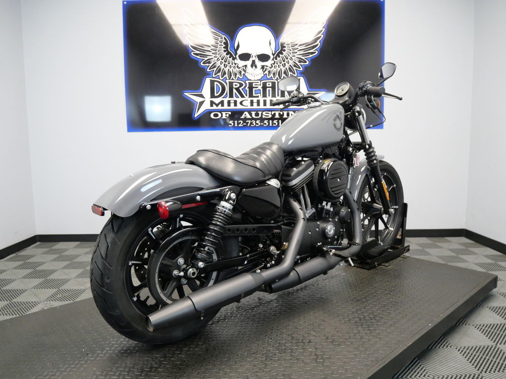 Iron 883®