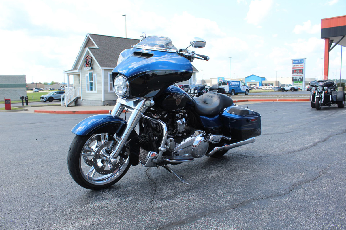 Street Glide® Special