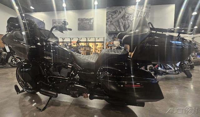 Road Glide®